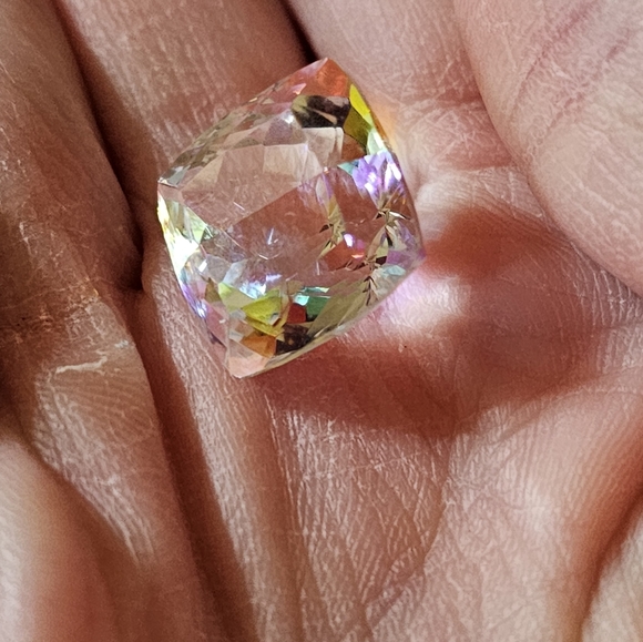 Colorful Mystic Topaz Gemstone 14.42 Carats! 🌈 - Picture 5 of 7